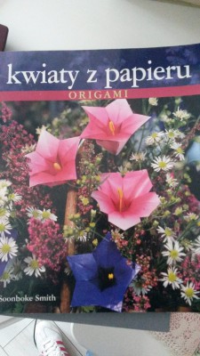 KWIATY Z PAPIERU ORIGAMI