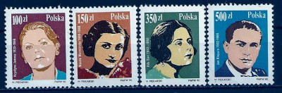 1990 r. Fi 3106 - 3109**.