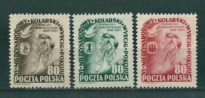 1953 r.  Fi 661 - 663**.