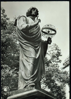 Toruń - pomnik Mikołaja Kopernika ('58) obieg