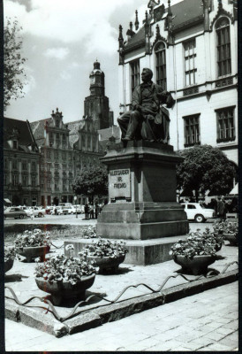 Wrocław pomnik Aleksandera Fredry - obieg