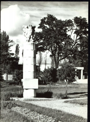 Chojnice - pomnik ku czci ofiar II wojny świat.