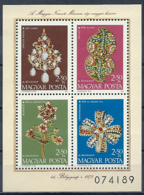 1973  Węgry Blok 100**